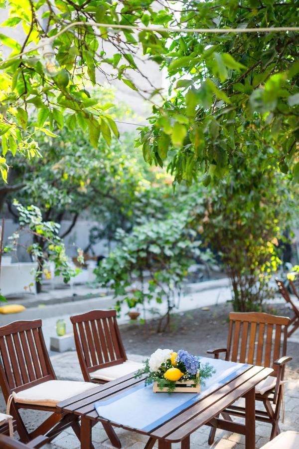 Il Giardino Di Tonia - Oplontis Guest House - Bed & Garden - 토레 안눈치아타 외부 사진