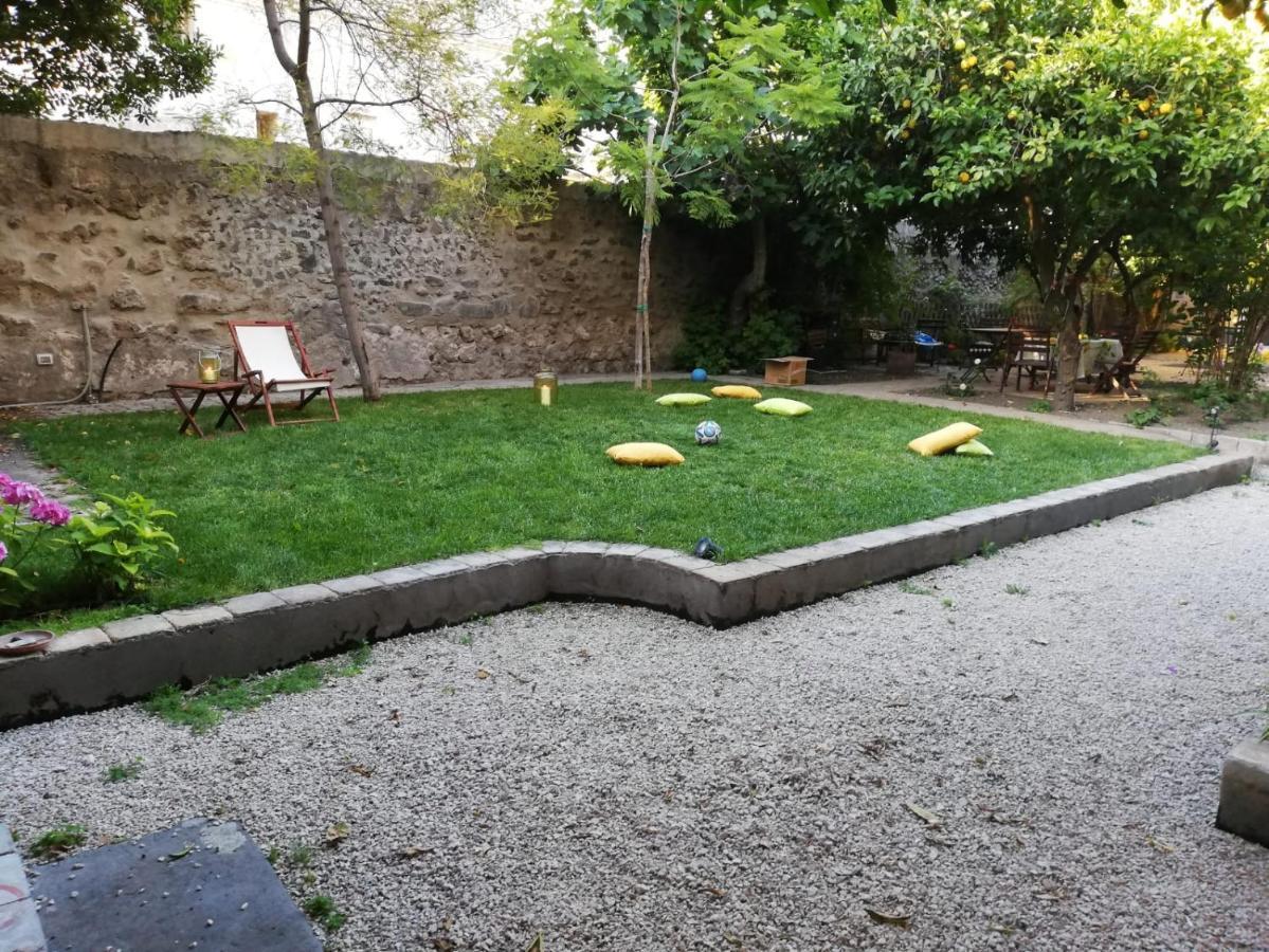 Il Giardino Di Tonia - Oplontis Guest House - Bed & Garden - 토레 안눈치아타 외부 사진