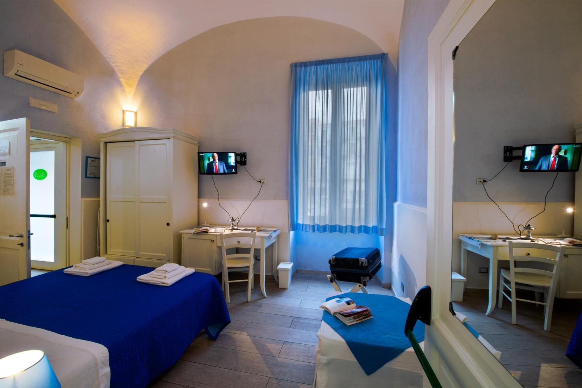Il Giardino Di Tonia - Oplontis Guest House - Bed & Garden - 토레 안눈치아타 외부 사진